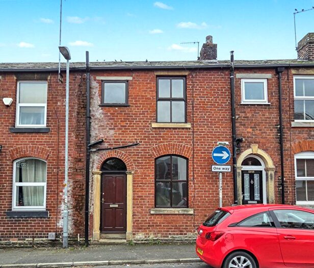 2 Bedroom Terraced House For Sale In Victoria Street, Littleborough, OL15