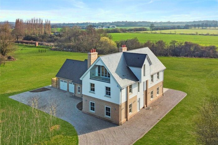 5 Bedroom Detached House To Rent In Chelmsford Road, Writtle, Chelmsford, Essex, CM1