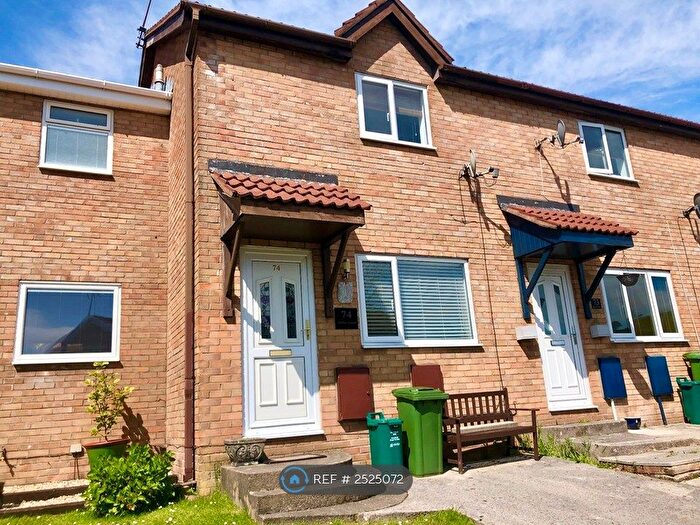 2 Bedroom Terraced House To Rent In Tylcha Ganol, Tonyrefail, Porth, CF39