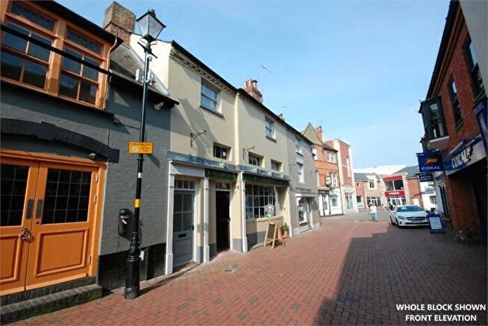 2 Bedroom Flat To Rent In Chapel Street, Rugby, CV21