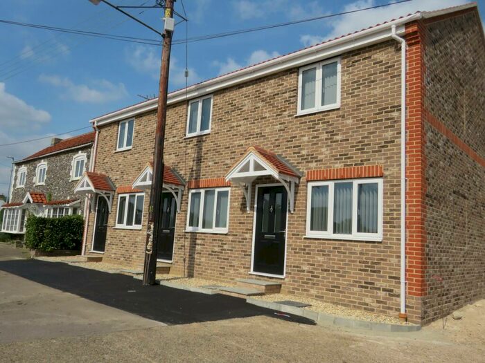 2 Bedroom Finca To Rent In High Street, Lakenheath, Brandon, IP27