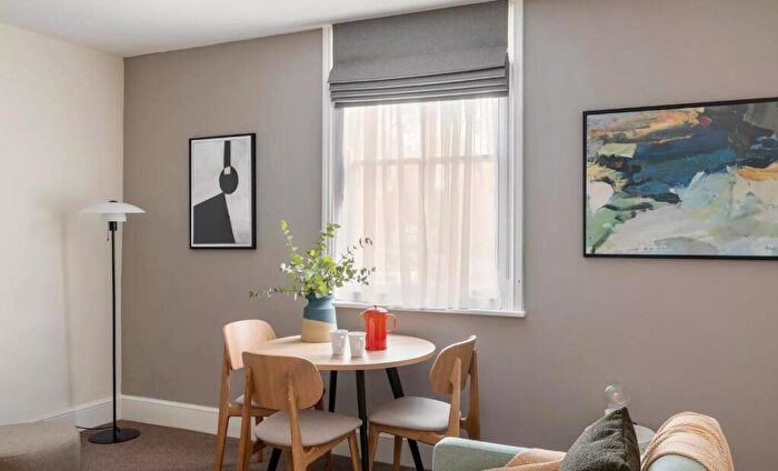 1 Bedroom House To Rent In Cathedral Road, Cardiff, CF11