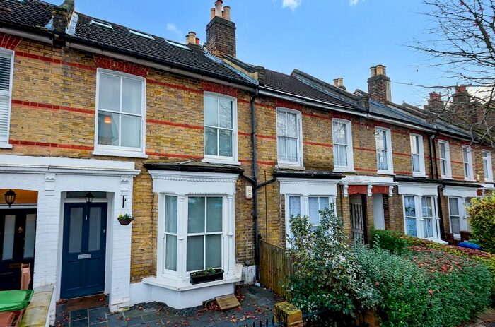4 Bedroom Terraced House To Rent In Chesterfield Grove, London, SE22