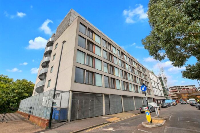 1 Bedroom Flat To Rent In Astra House, - Arklow Road, New Cross, London, SE14