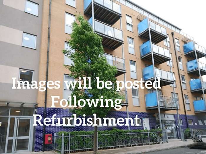 1 Bedroom Flat To Rent In Merchant Street, London, E3