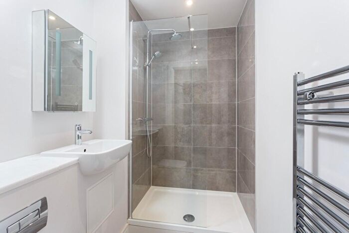 1 Bedroom Apartment To Rent In Stockdale House, Headingley Park, Victoria Road, Leeds, West Yorkshire, LS6