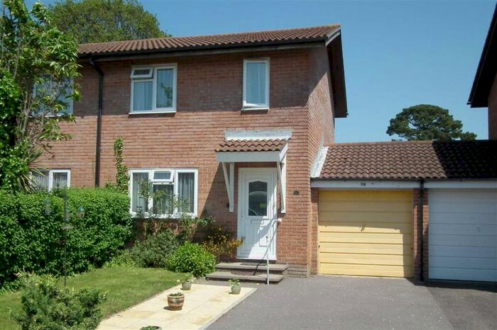 3 Bedroom Semi-Detached House To Rent In Marryat Road, New Milton BH25