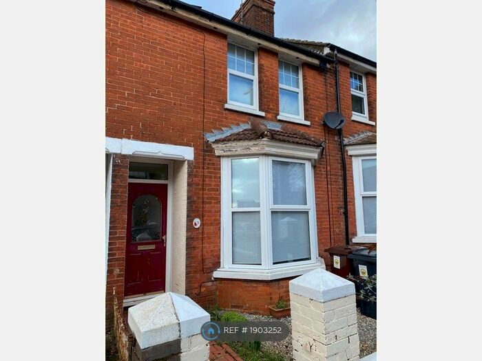 3 Bedroom Terraced House To Rent In James Street, Ashford, TN23