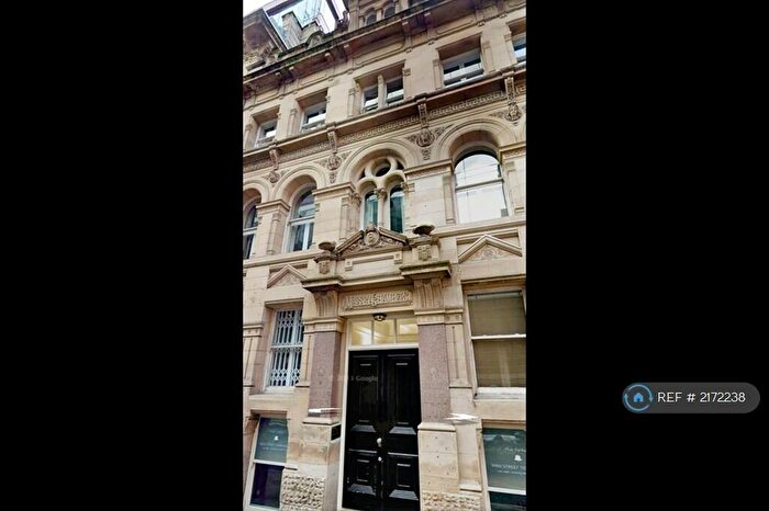 2 Bedroom Flat To Rent In The Chambers, Manchester, M2