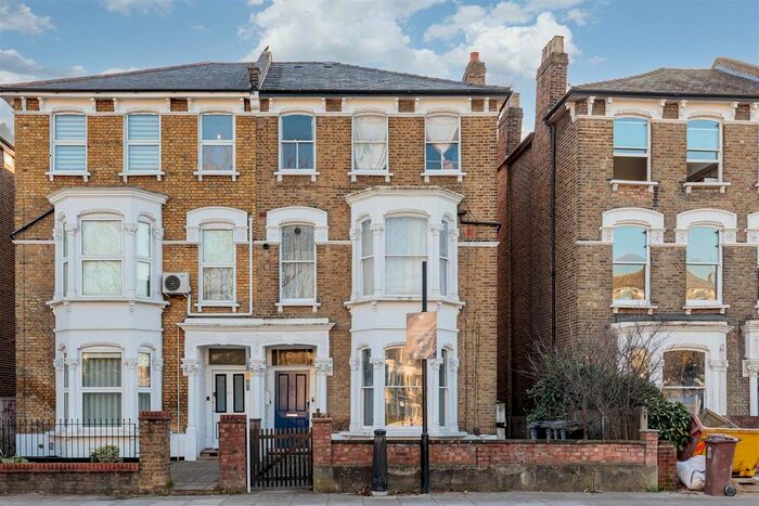 Studio To Rent In Manor Road, Stoke Newington, N16