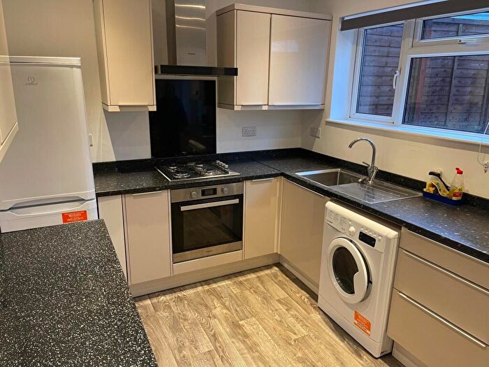 4 Bedroom House To Rent In Oriel Grove, Bath, BA2