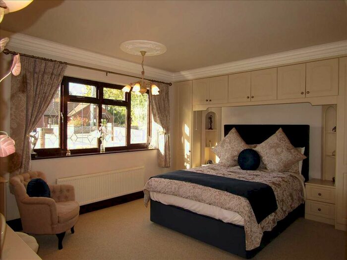 2 Bedroom Detached Bungalow For Sale In High Street, Burringham, Scunthorpe, DN17