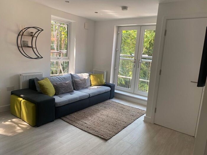 2 Bedroom House To Rent In Copper Beech Horsforth, LS16