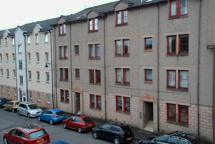 1 Bedroom Flat To Rent In Douglas Street, Stirling, FK8