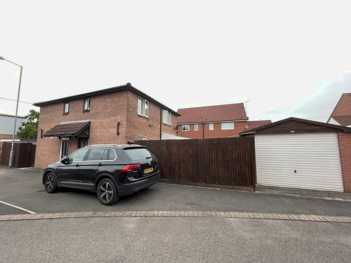 2 Bedroom House To Rent In Buttons Yard, Warminster, Wiltshire, BA12