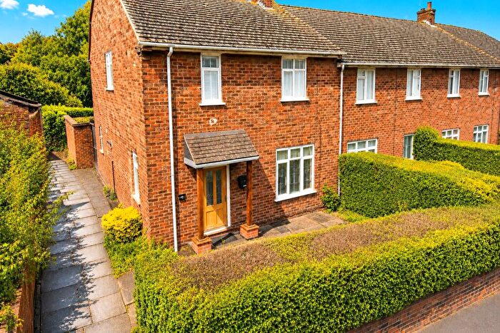 3 Bedroom End Of Terrace House For Sale In Heath End Road, Nuneaton, Warwickshire, CV10