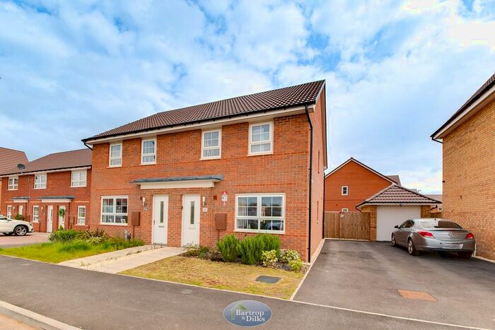 3 Bedroom Semi-Detached House To Rent In Gatekeeper Way, Worksop, S81