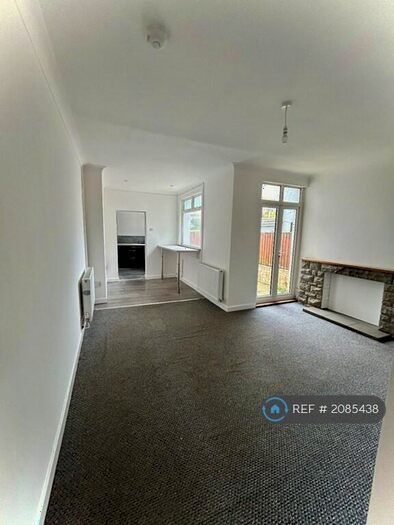 2 Bedroom Terraced House To Rent In Glanhowy Street, Scwrfa, Tredegar, NP22