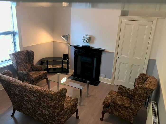 1 Bedroom Flat To Rent In Ella Street, Hull, HU5