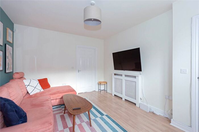 2 Bedroom End Of Terrace House To Rent In Downend Road, Horfield, Bristol, BS7