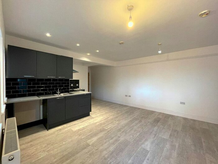 2 Bedroom Bungalow To Rent In High Street, Battle, TN33