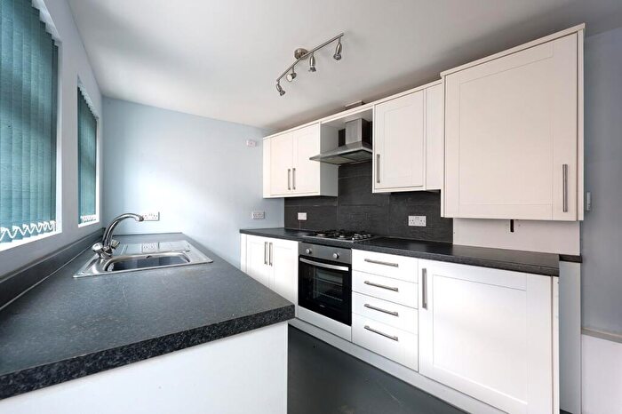 3 Bedroom End Of Terrace House For Sale In Cemetery Road, Padiham, Burnley, BB12