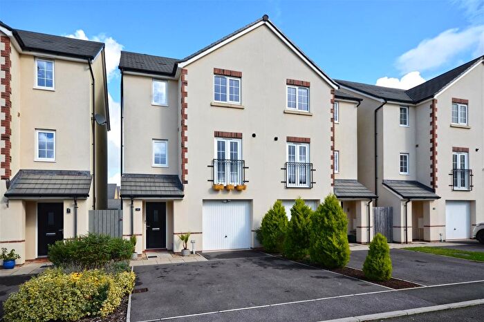 4 Bedroom Semi-Detached House For Sale In Bridle Avenue, Whitchurch Village, Bristol, BS14