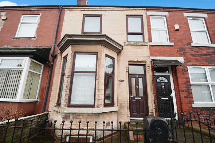 3 Bedroom Terraced House For Sale In Haven Street, Salford, M6