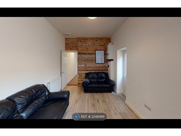 9 Bedroom Terraced House To Rent In Fraser Road, Southsea, PO5