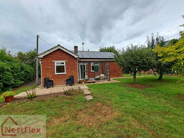 2 Bedroom Bungalow To Rent In Stickford, Lincolnshire, PE22