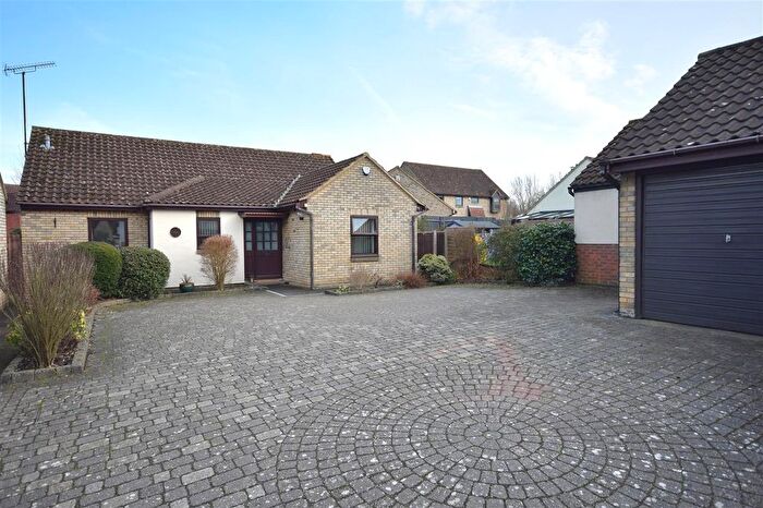 3 Bedroom Bungalow For Sale In Roxwell Avenue, Chelmsford, CM1