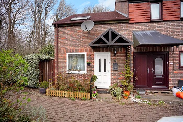 2 Bedroom End Of Terrace House For Sale In Orbit Close, Walderslade, ME5