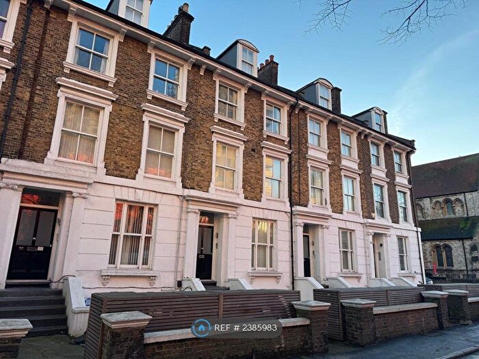 2 Bedroom Flat To Rent In Lewisham High Street, London, SE13