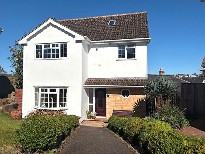4 Bedroom Detached House For Sale In The Orchard, Honiton, EX14
