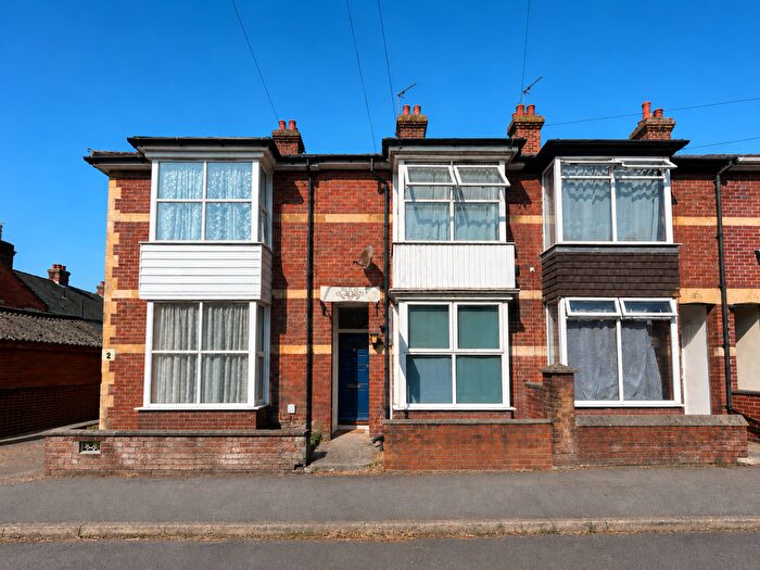 1 Bedroom Flat To Rent In Colenso Road Fareham Unfurnished, PO16