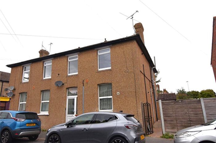 1 Bedroom Apartment For Sale In Garland Road, Harwich, Essex, CO12