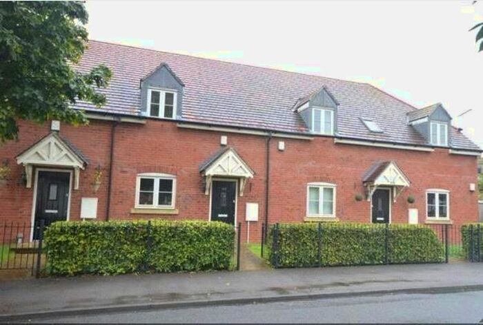 2 Bedroom Maisonette To Rent In Bridle Court, Gloucester, Gloucestershire, GL2