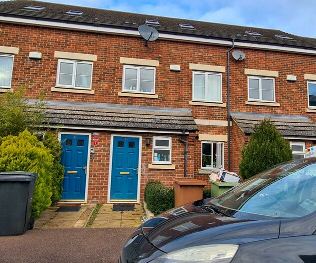 3 Bedroom House To Rent In Swallow Close, Wellingborough, NN8
