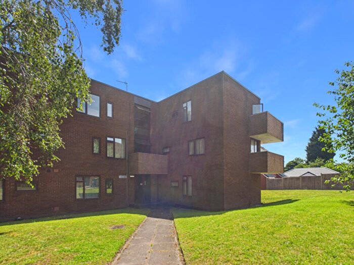 2 Bedroom Flat For Sale In Court Lane, Erdington, Birmingham, B23