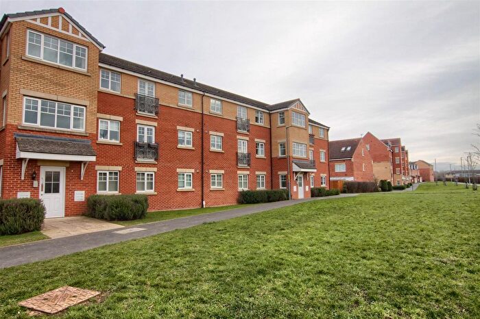 2 Bedroom Flat To Rent In Longleat Walk, Ingleby Barwick, TS17
