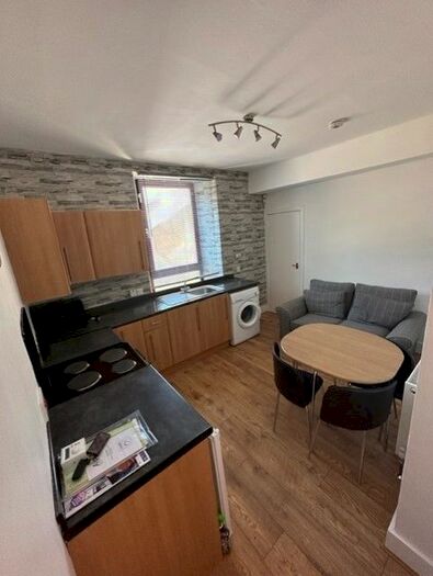 1 Bedroom Flat To Rent In George Street, City Centre, Aberdeen, AB25