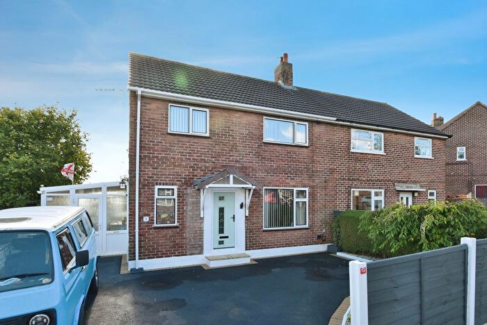 3 Bedroom Semi-Detached House For Sale In Alder Grove, Newcastle, Staffordshire, ST5