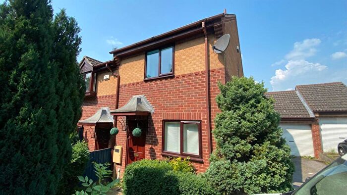 2 Bedroom Semi-Detached House To Rent In Smalley Drive, Oakwood, Derby, DE21