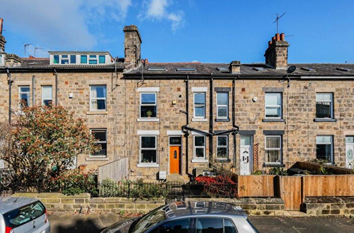 3 Bedroom Terraced House For Sale In Wellington Terrace, Leeds, West Yorkshire, LS13