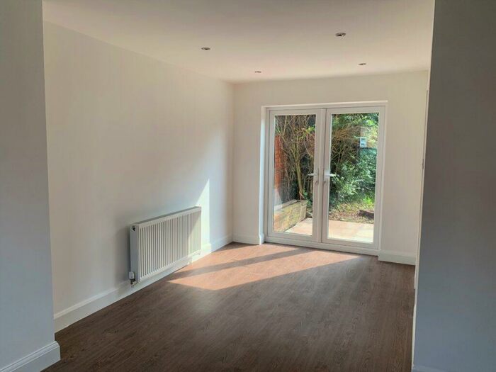 3 Bedroom Semi-Detached House To Rent In Wilwick Lane, Macclesfield, SK11