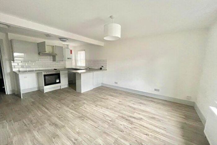 Studio To Rent In Christchurch Road, Bournemouth, BH7