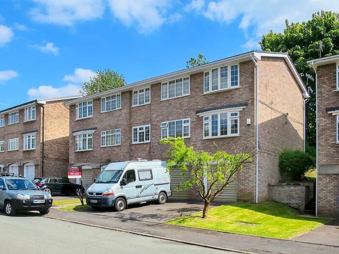 2 Bedroom Apartment To Rent In Berkshire Drive, Congleton, CW12