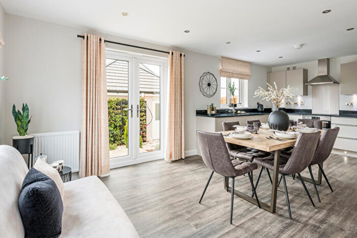 4 Bedroom Detached House For Sale In Craigs Road, Edinburgh, EH12