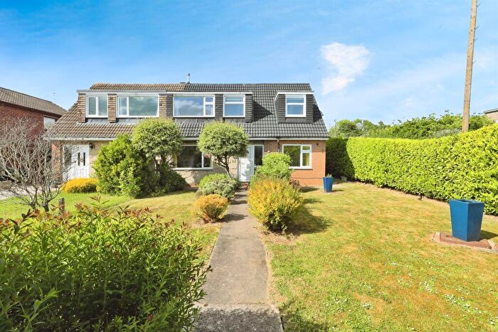 4 Bedroom Semi-Detached House For Sale In The Pastures, Todwick, Sheffield, S26