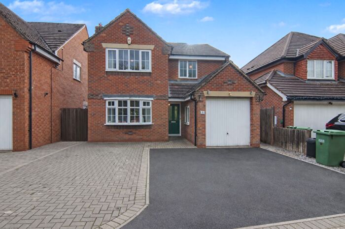 4 Bedroom Detached House For Sale In Grovefield Crescent, Balsall Common, CV7